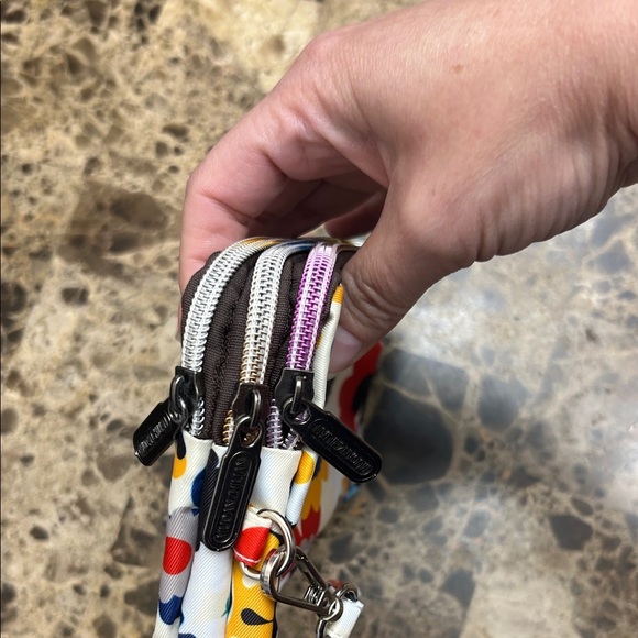 Colorful Floral Wristlet Clutch - Picture 5 of 6